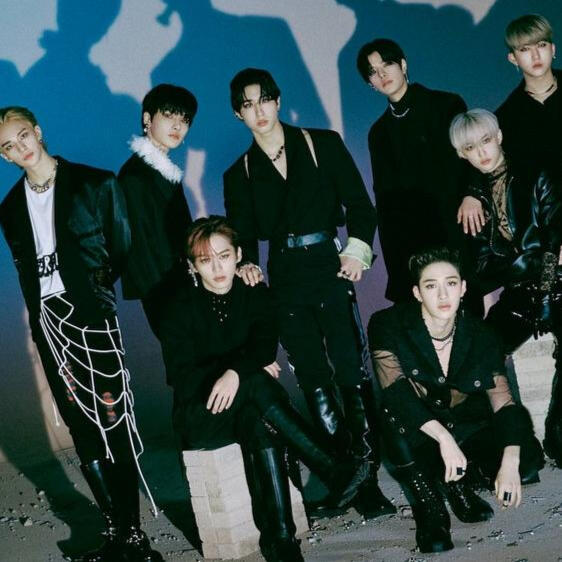 Stray Kids official Stationhead account.